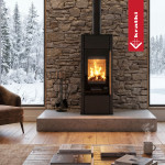 Krbová kamna s výměníkem Kratki HATI AQUA 10 kW, světlé topeniště, dřevěná rukojeť